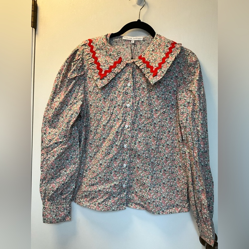 ✨Anthropologie English Factory Pink Floral Button-Up Blouse with Red Trim Collar